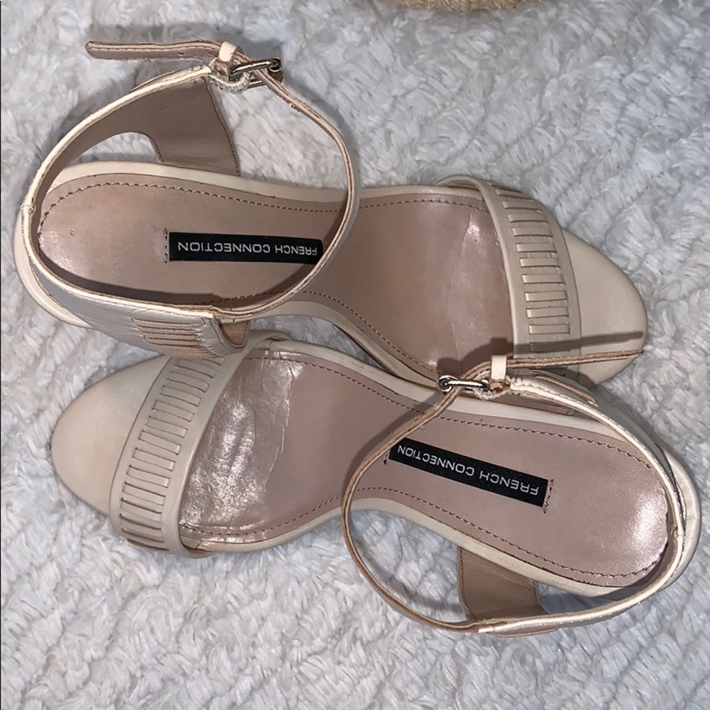 French Connection beige ankle strap 3.5 inch heel - Picture 4 of 8